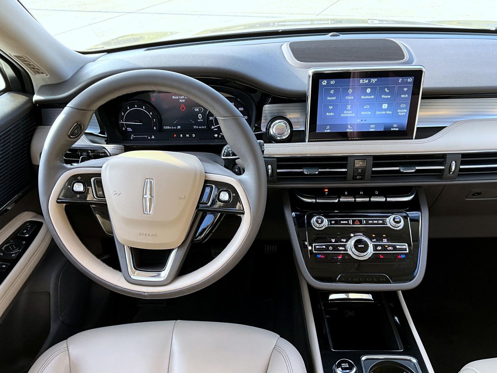 2021 Lincoln Corsair Standard photo 13