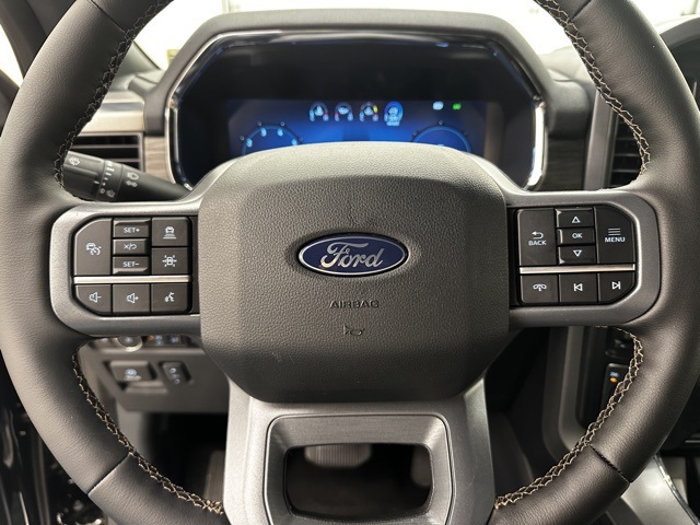 2025 Ford F-150 Lariat photo 35