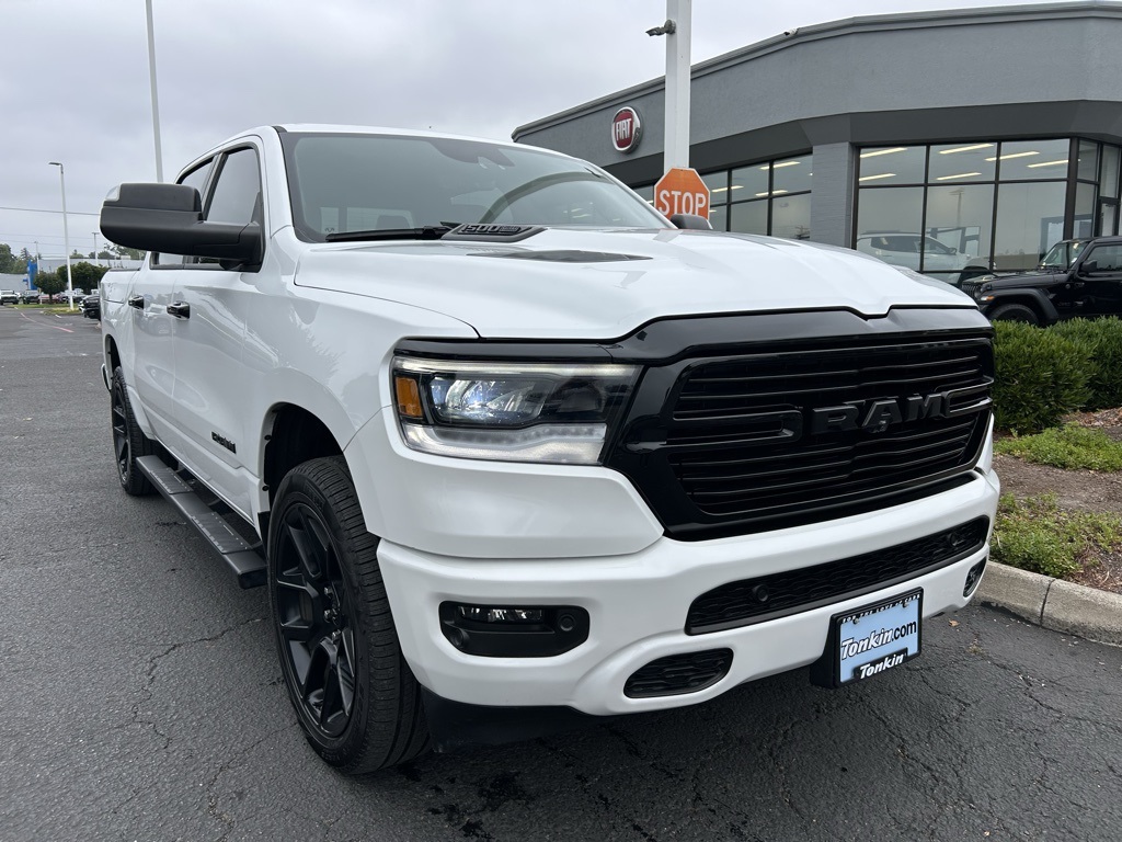 2024 Ram 1500 Laramie photo 2
