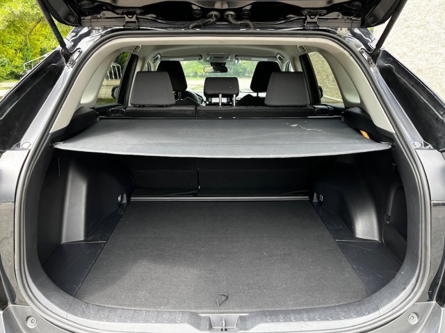 2021 Toyota RAV4 XLE photo 15