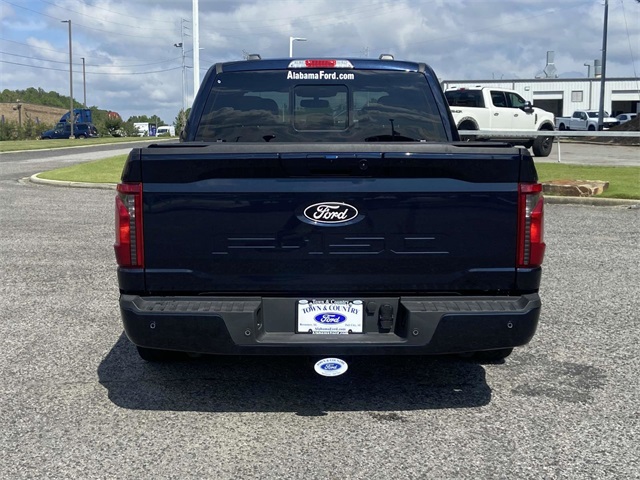 2025 Ford F-150 XLT photo 2