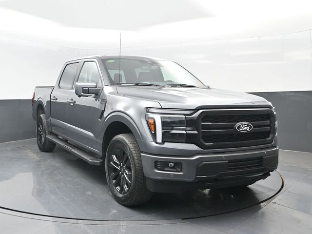 2025 Ford F-150 Lariat photo 2