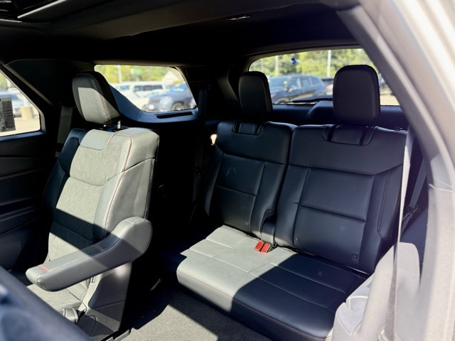 2025 Ford Explorer ST photo 33