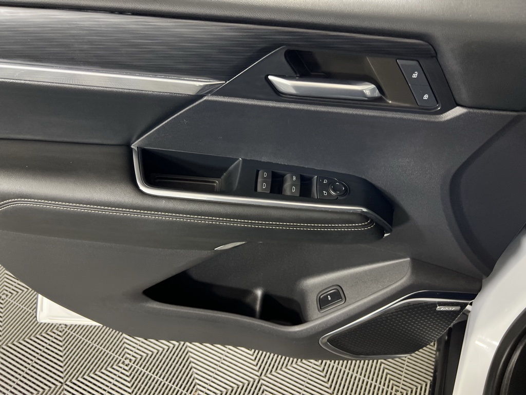 2024 Gmc Acadia Elevation photo 19