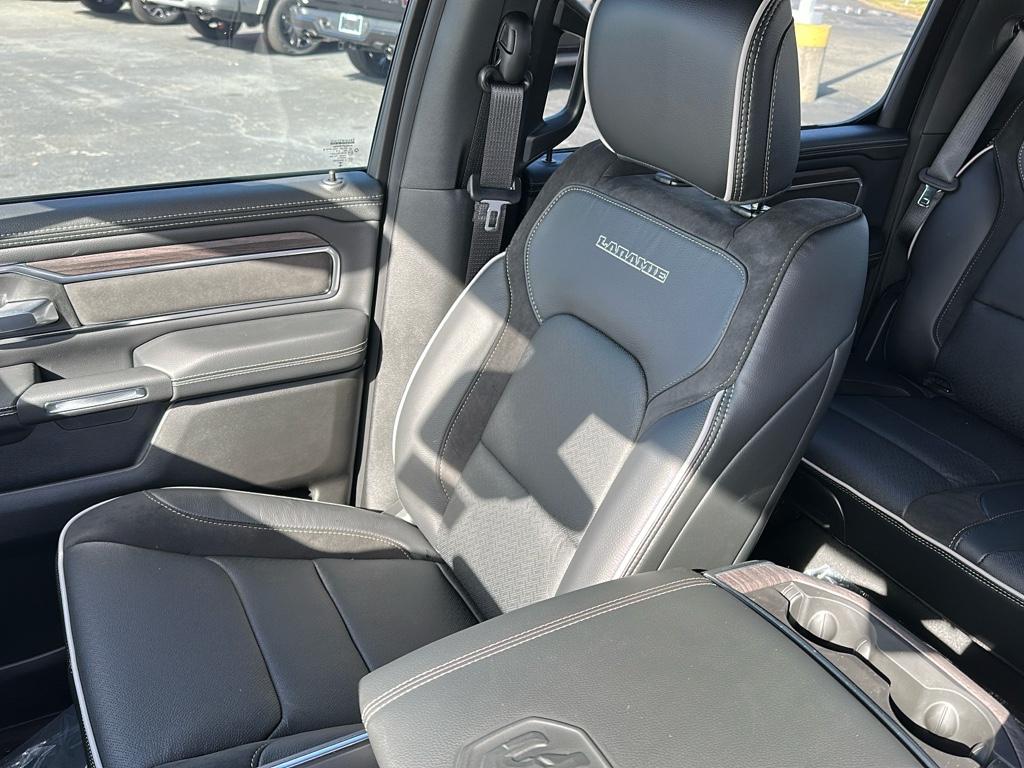 2025 Ram 1500 Laramie photo 25
