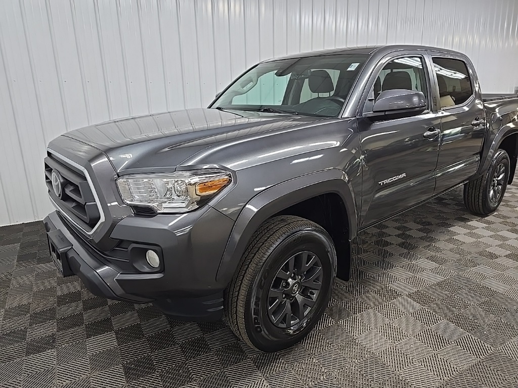 2022 Toyota Tacoma SR5 V6 photo 8