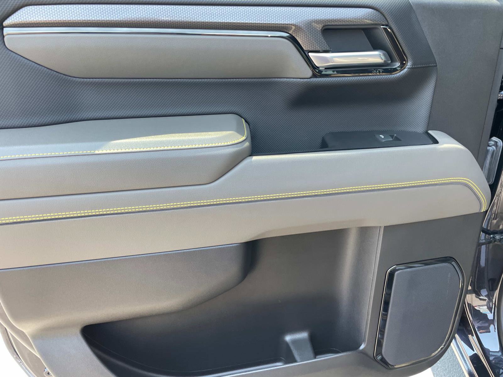 2024 Chevrolet Silverado 1500 ZR2 photo 17