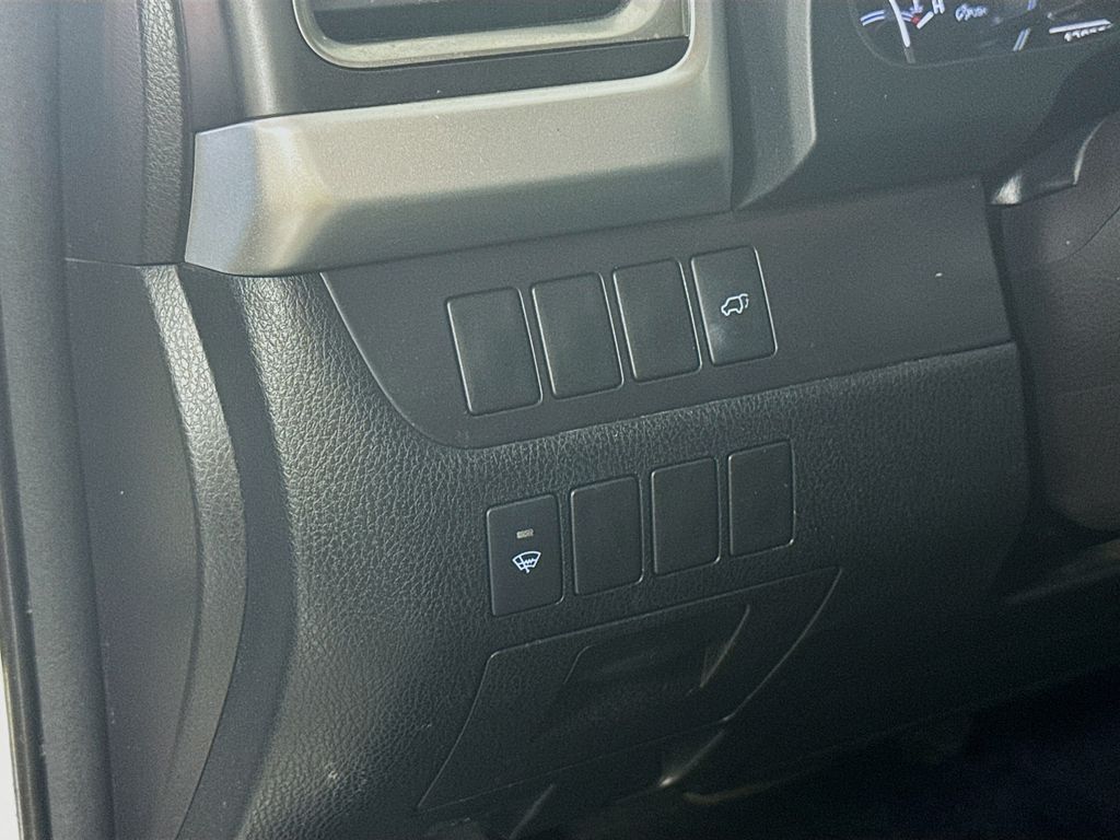 2015 Toyota Highlander Base Hybrid photo 7
