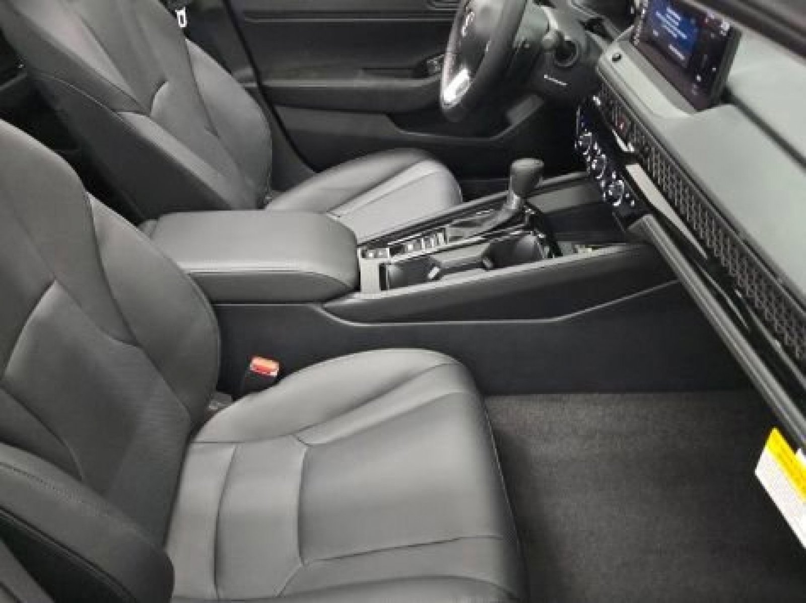 2025 Honda Accord Hybrid Touring photo 29