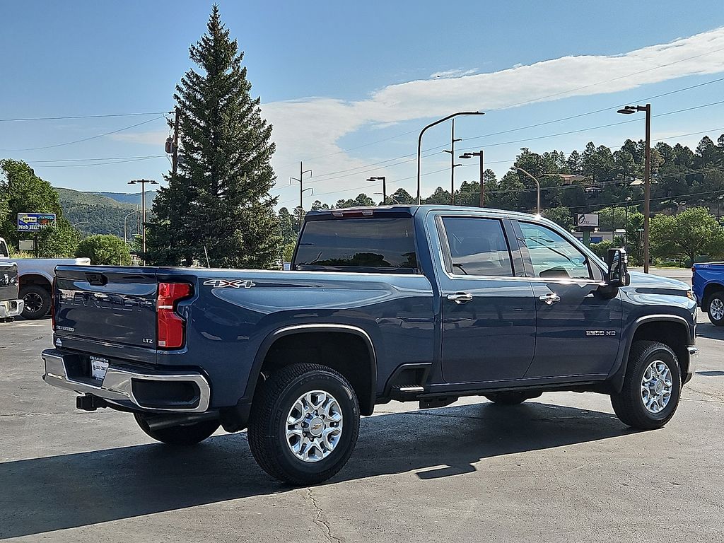 2025 Chevrolet Silverado 2500HD LTZ photo 11