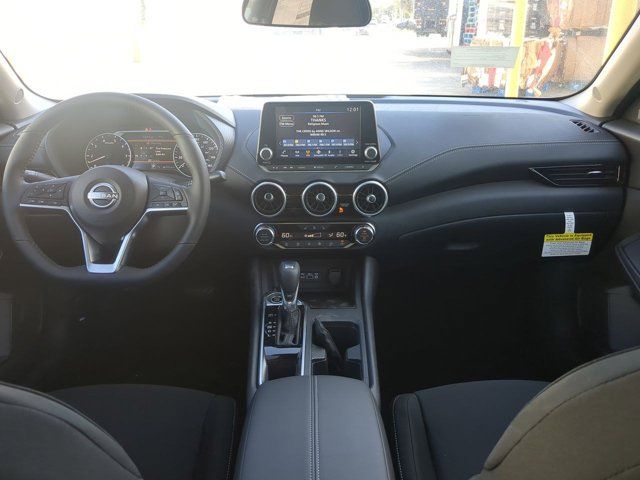 2025 Nissan Sentra SV photo 13