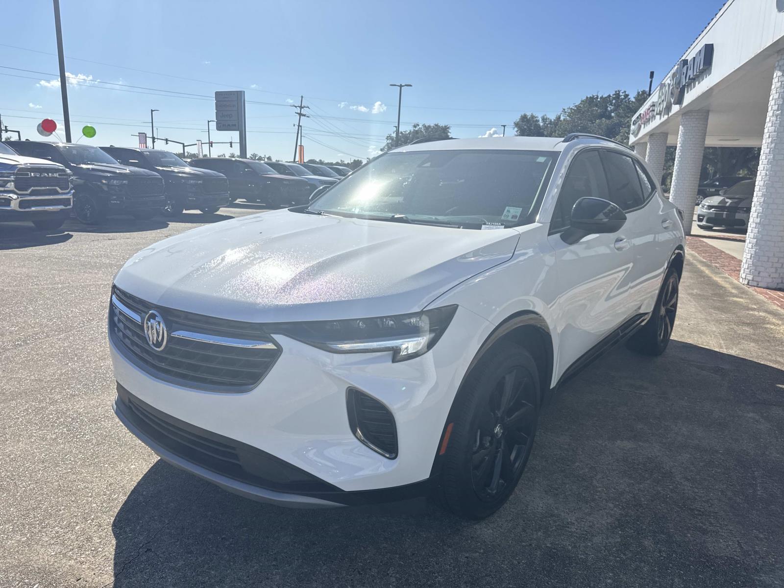 2023 Buick Envision Essence photo 2