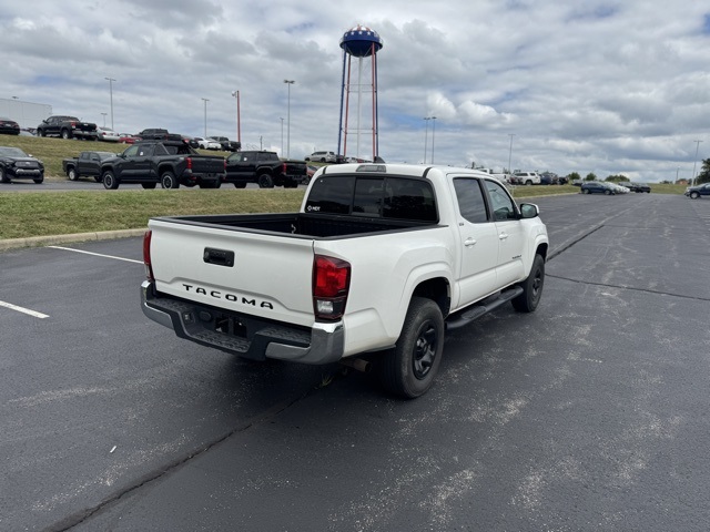 2021 Toyota Tacoma SR5 photo 3