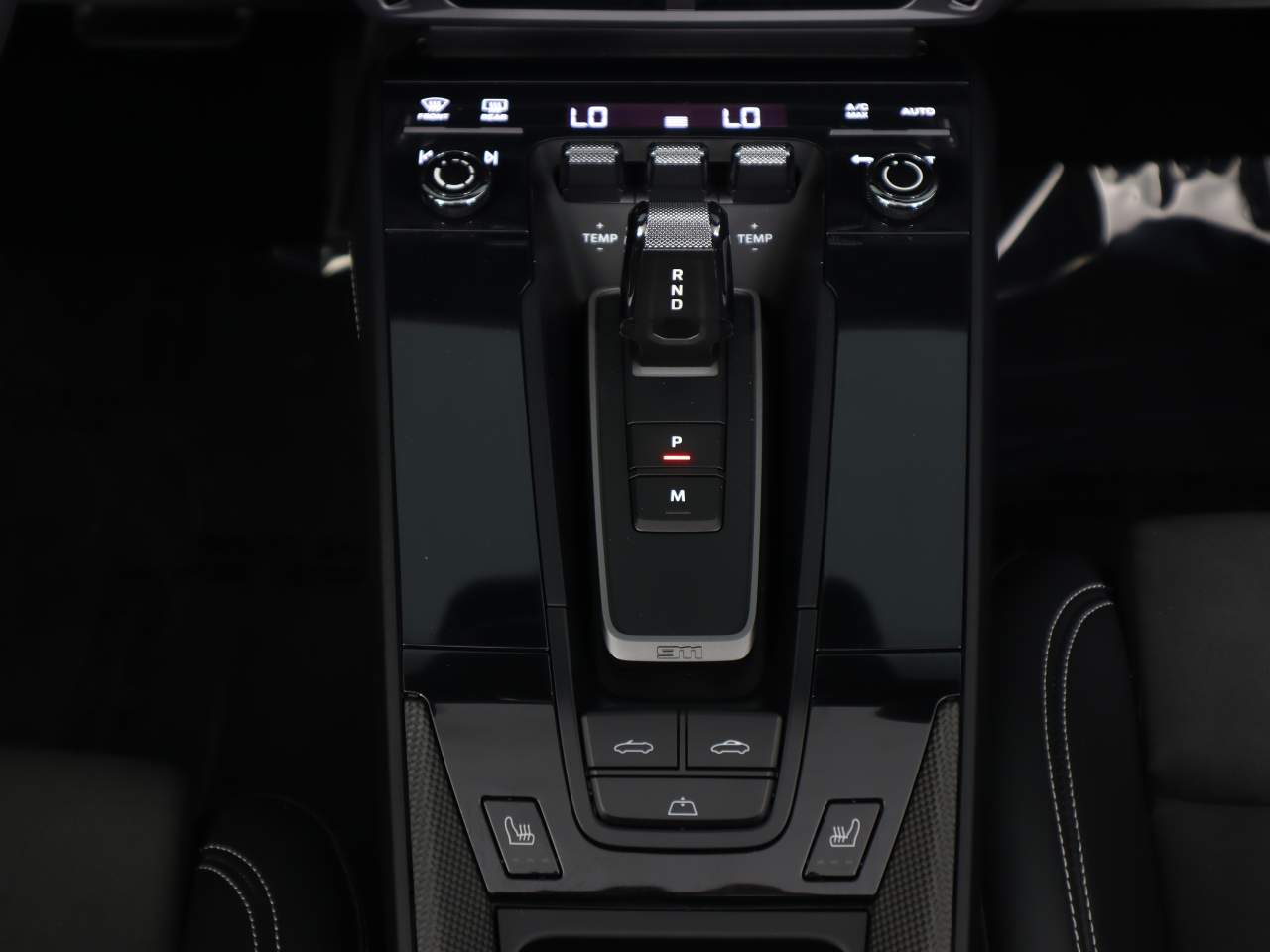 2022 Porsche 911 GTS photo 15