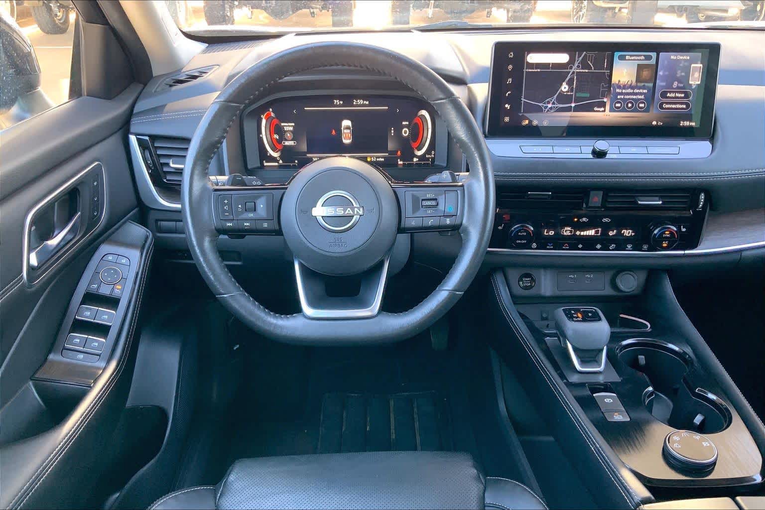 2024 Nissan Rogue Platinum AWD photo 4