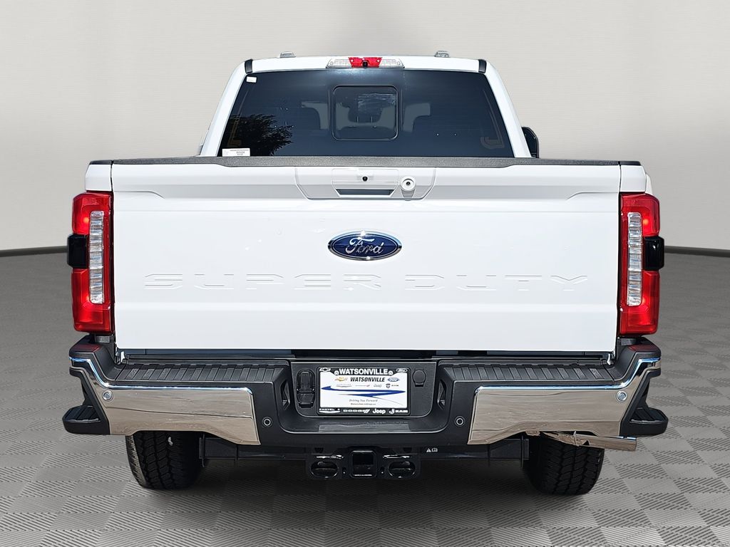 2026 Ford F-250 Lariat photo 4
