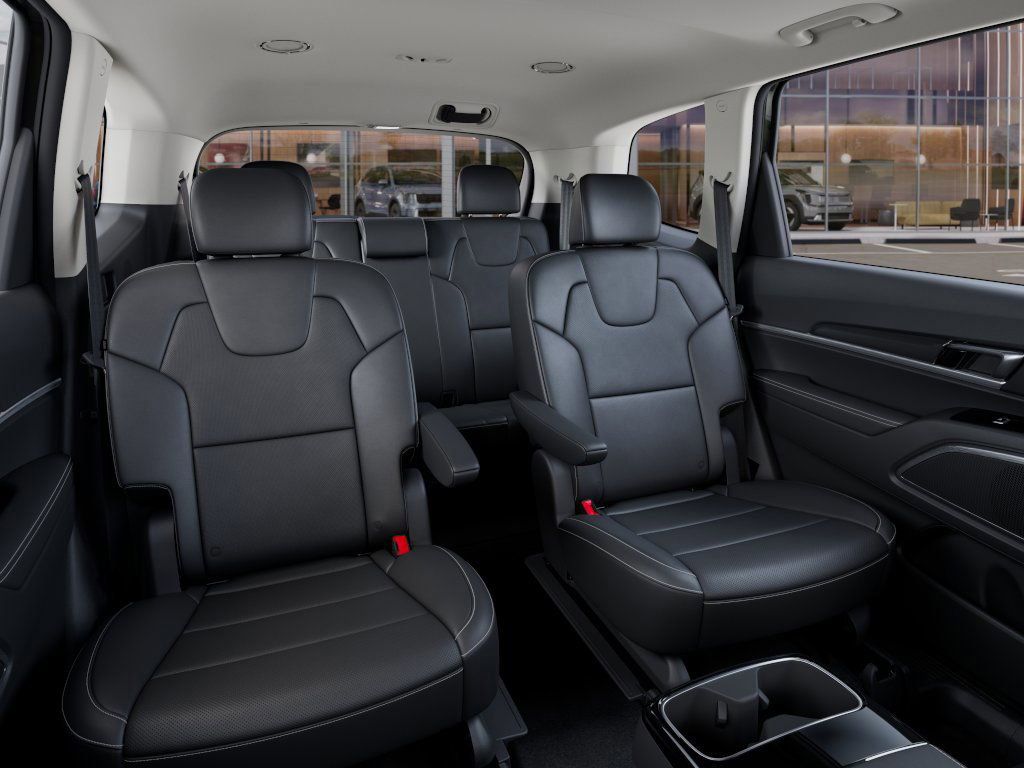 2025 Kia Telluride S photo 14