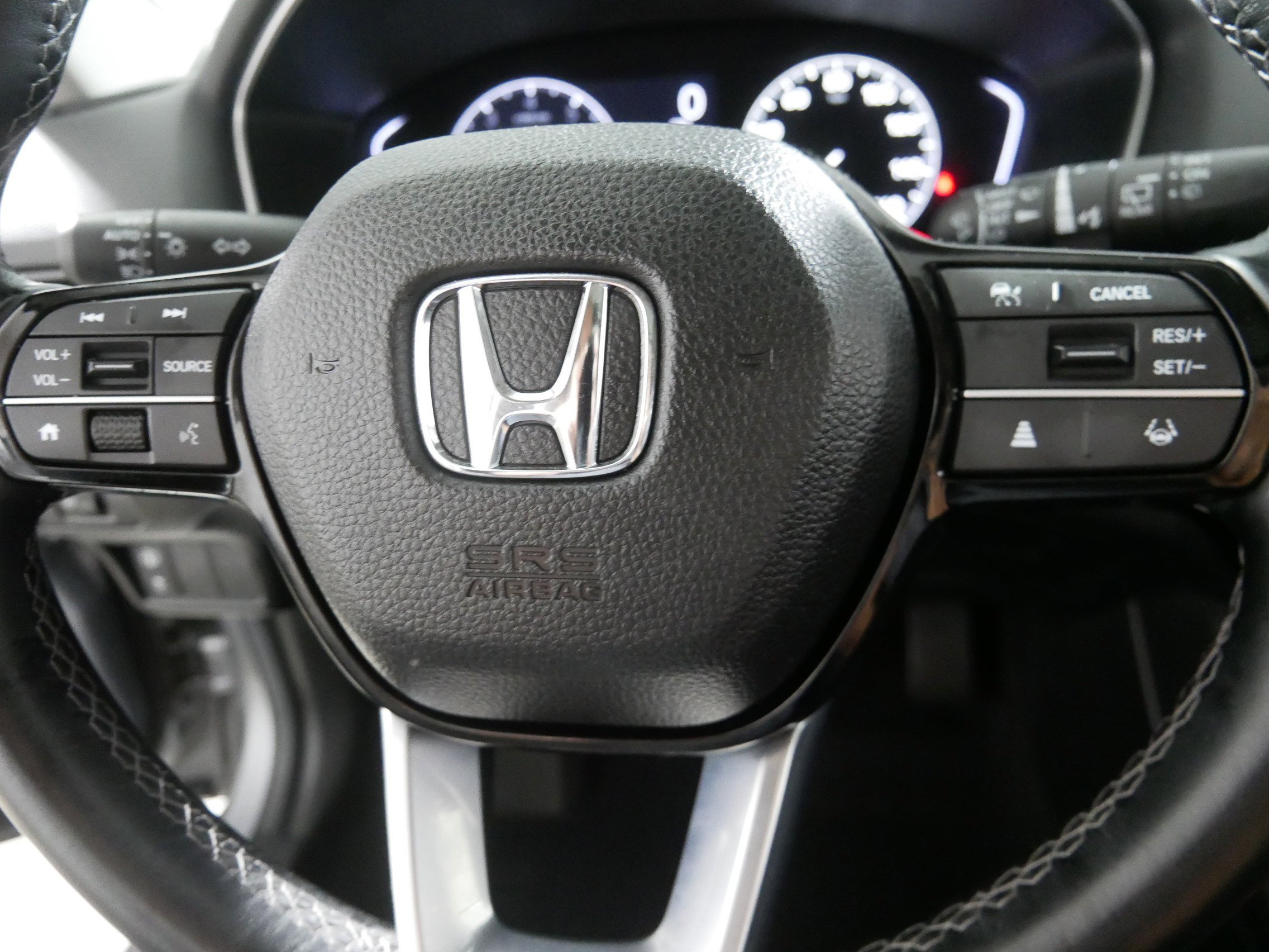 2024 Honda Civic Hatchback EX-L photo 25
