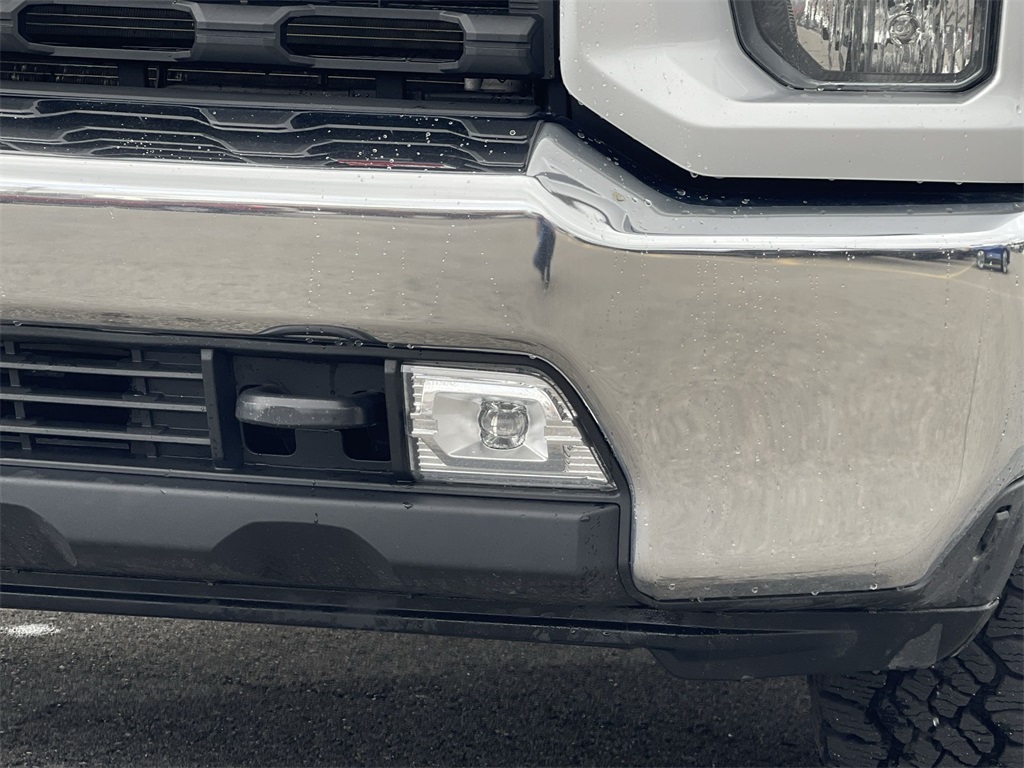 2023 Chevrolet Silverado 3500HD LT photo 13