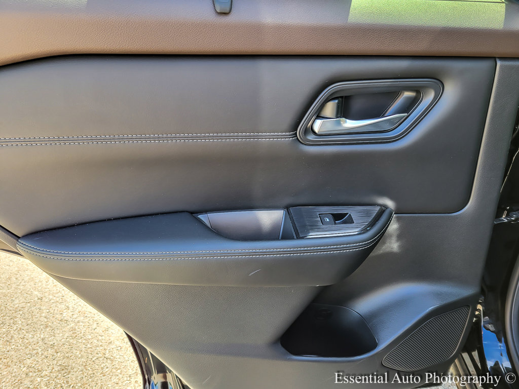 2023 NISSAN ROGUE - Image 18