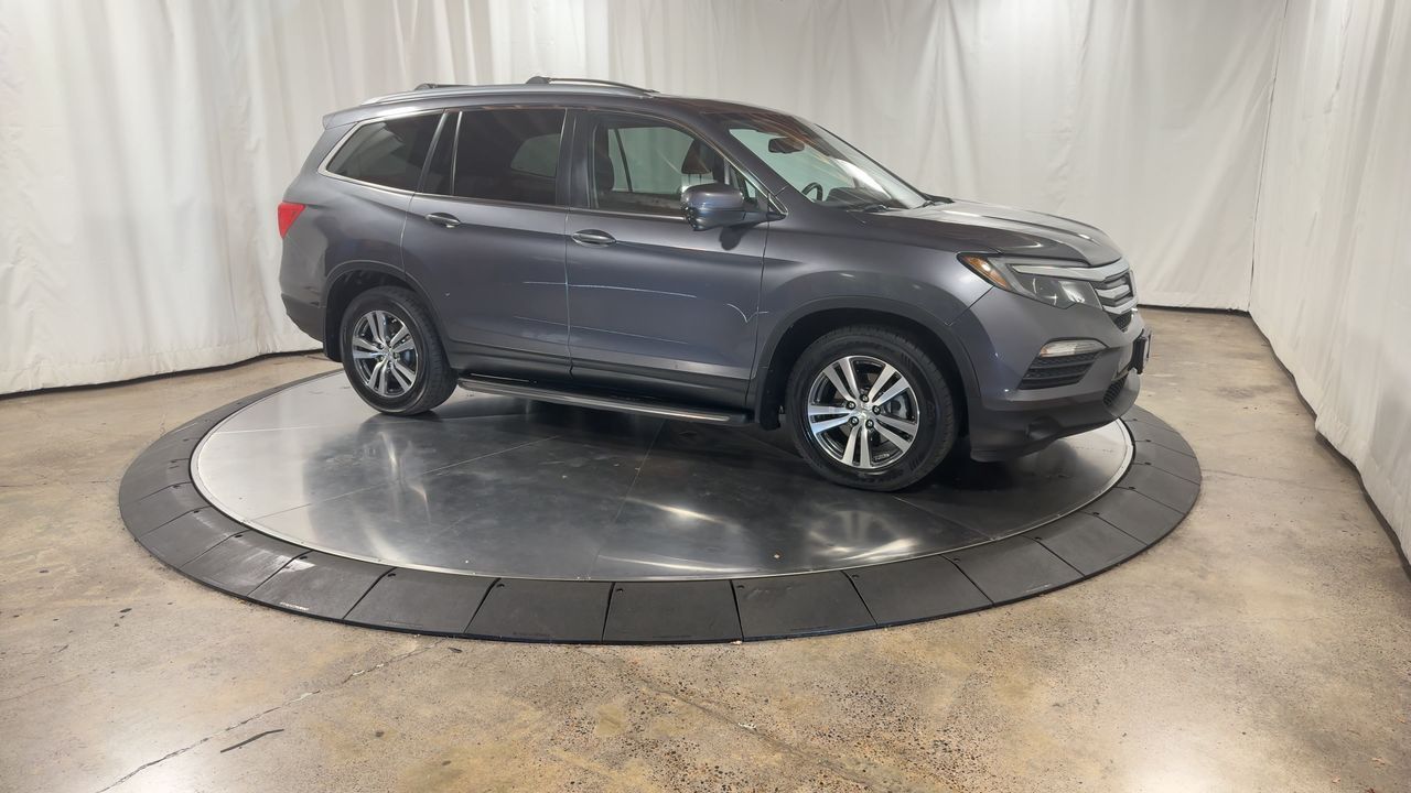 2016 Honda Pilot EX-L photo 3