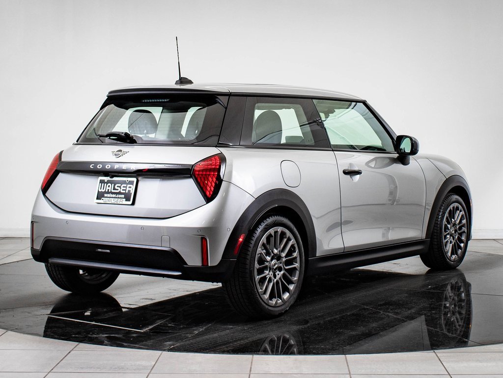 2025 Mini Cooper Hardtop S photo 9