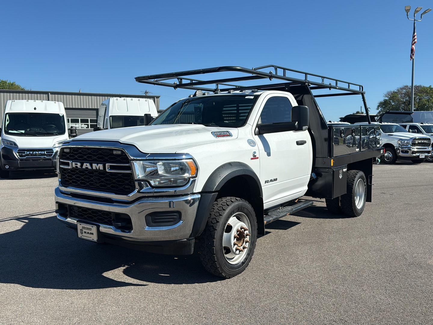 2019 Ram 4500 Tradesman photo 2