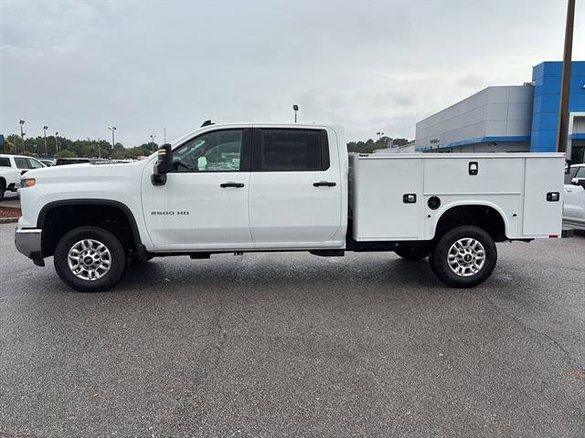 2025 Chevrolet Silverado 2500HD photo 4