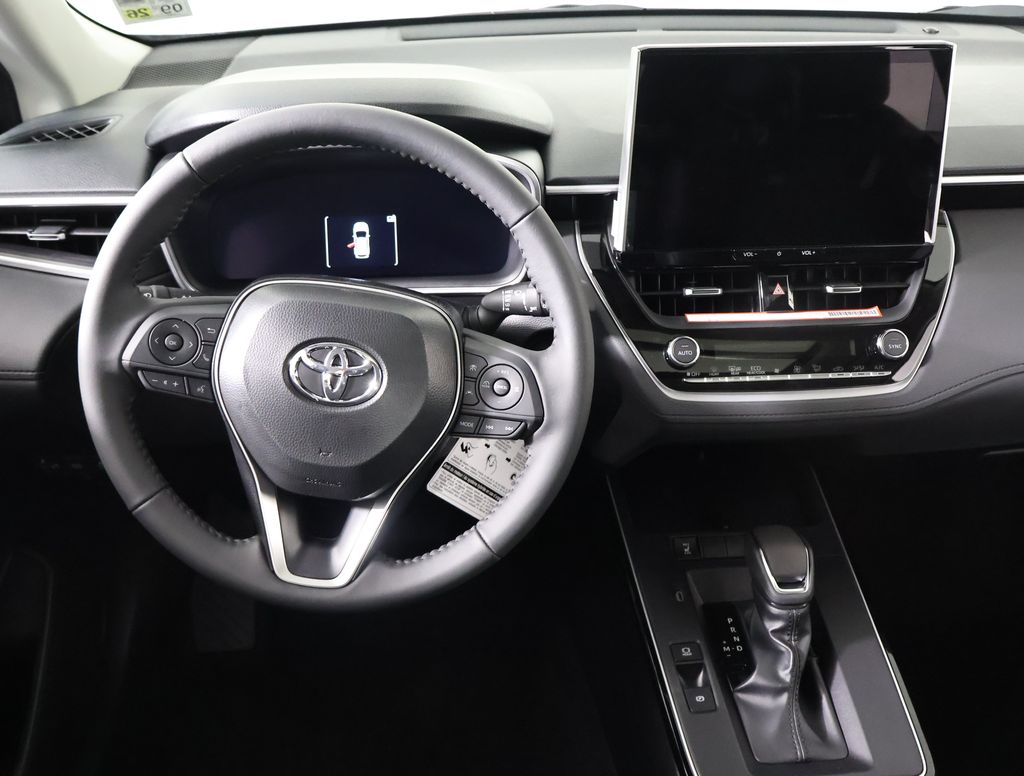 2026 Toyota Corolla Cross XLE photo 12