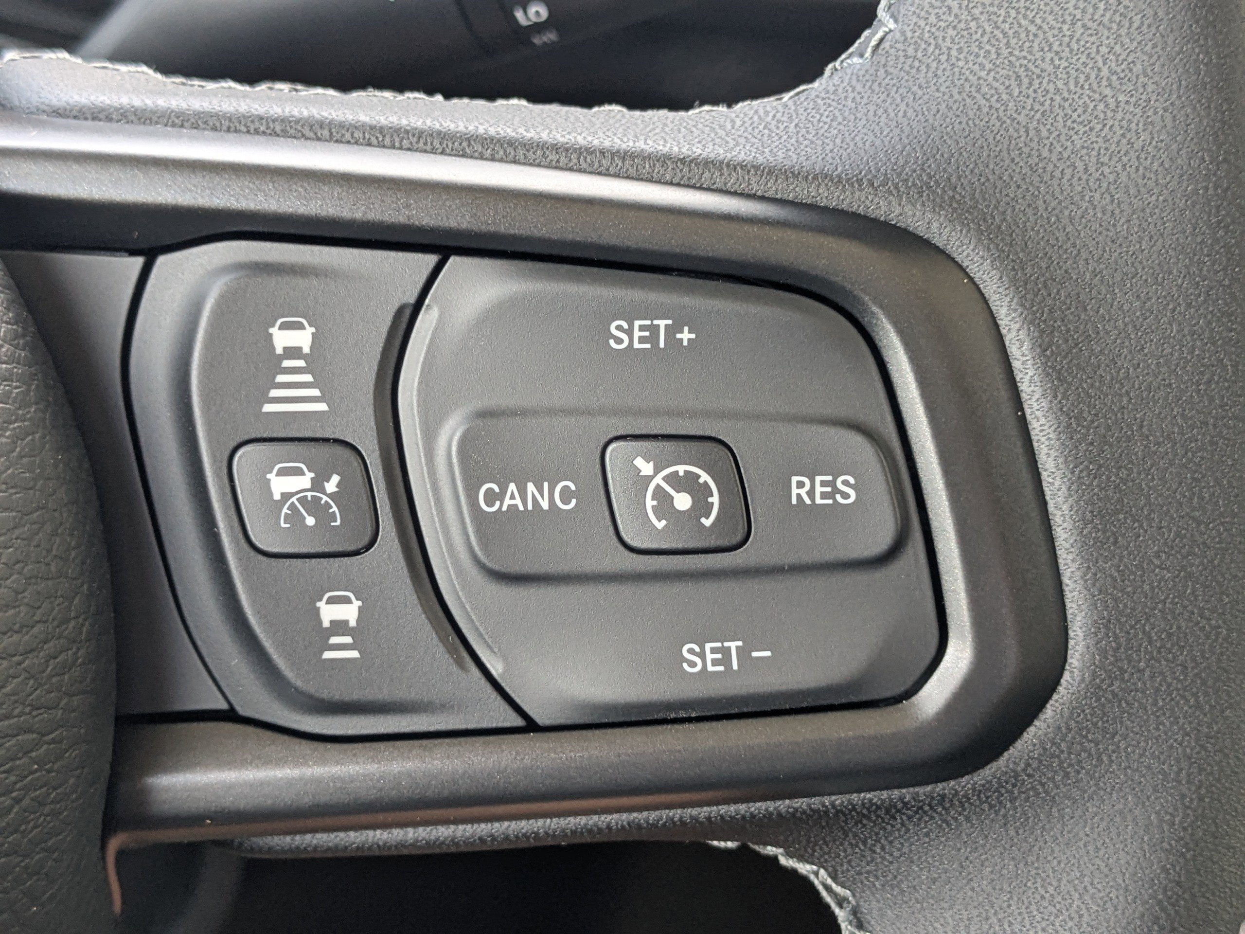2025 Jeep Gladiator Mojave photo 22