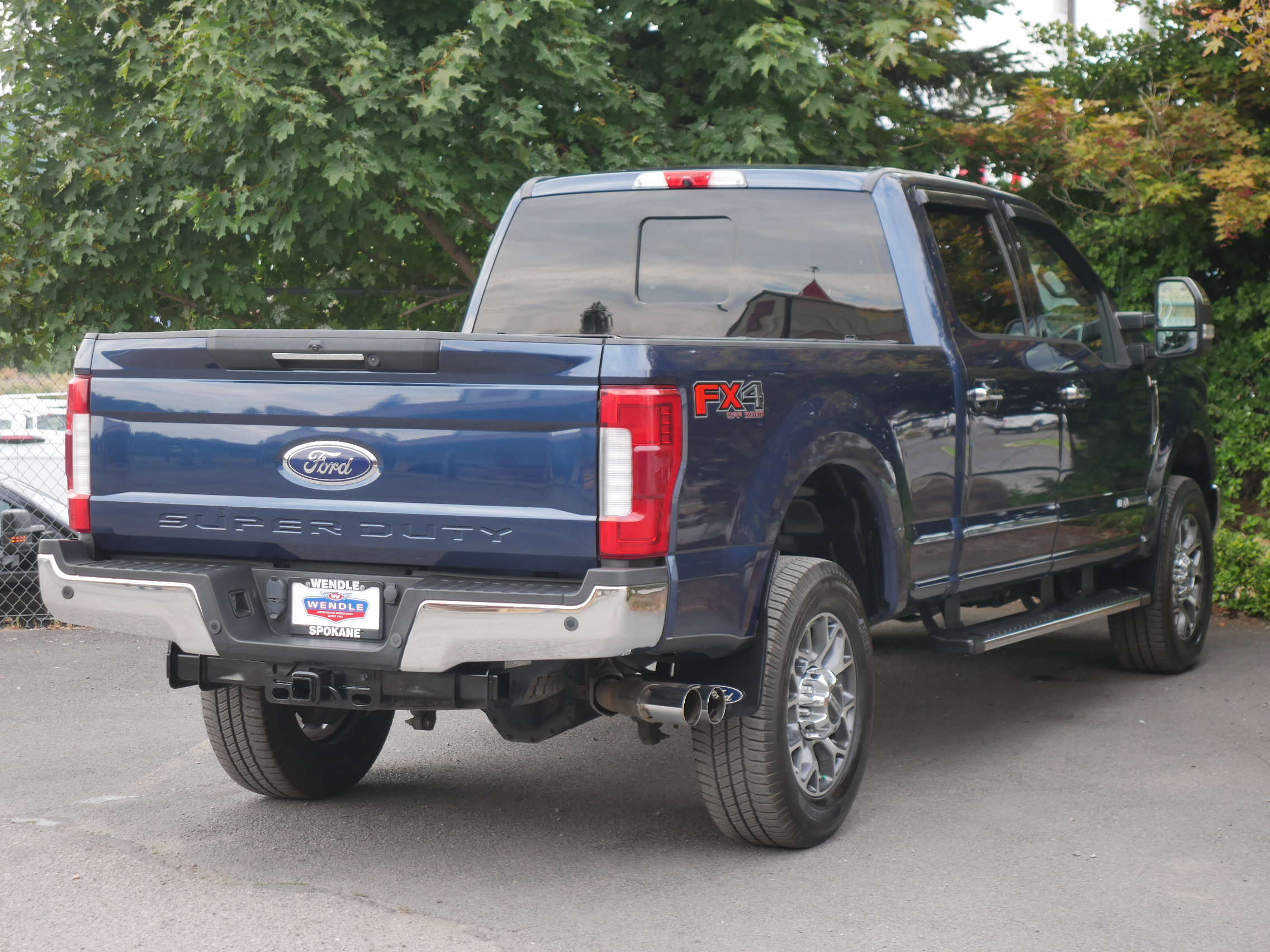 2019 Ford F-350 Lariat photo 23