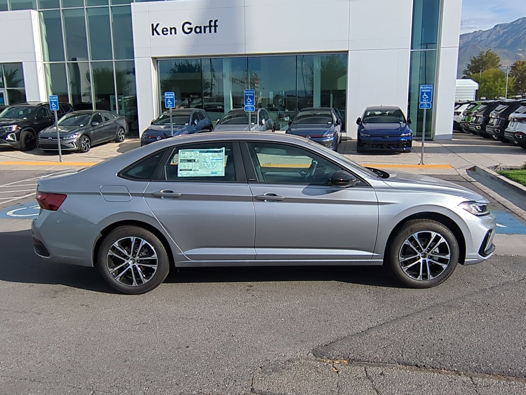 2025 Volkswagen Jetta Sport photo 2