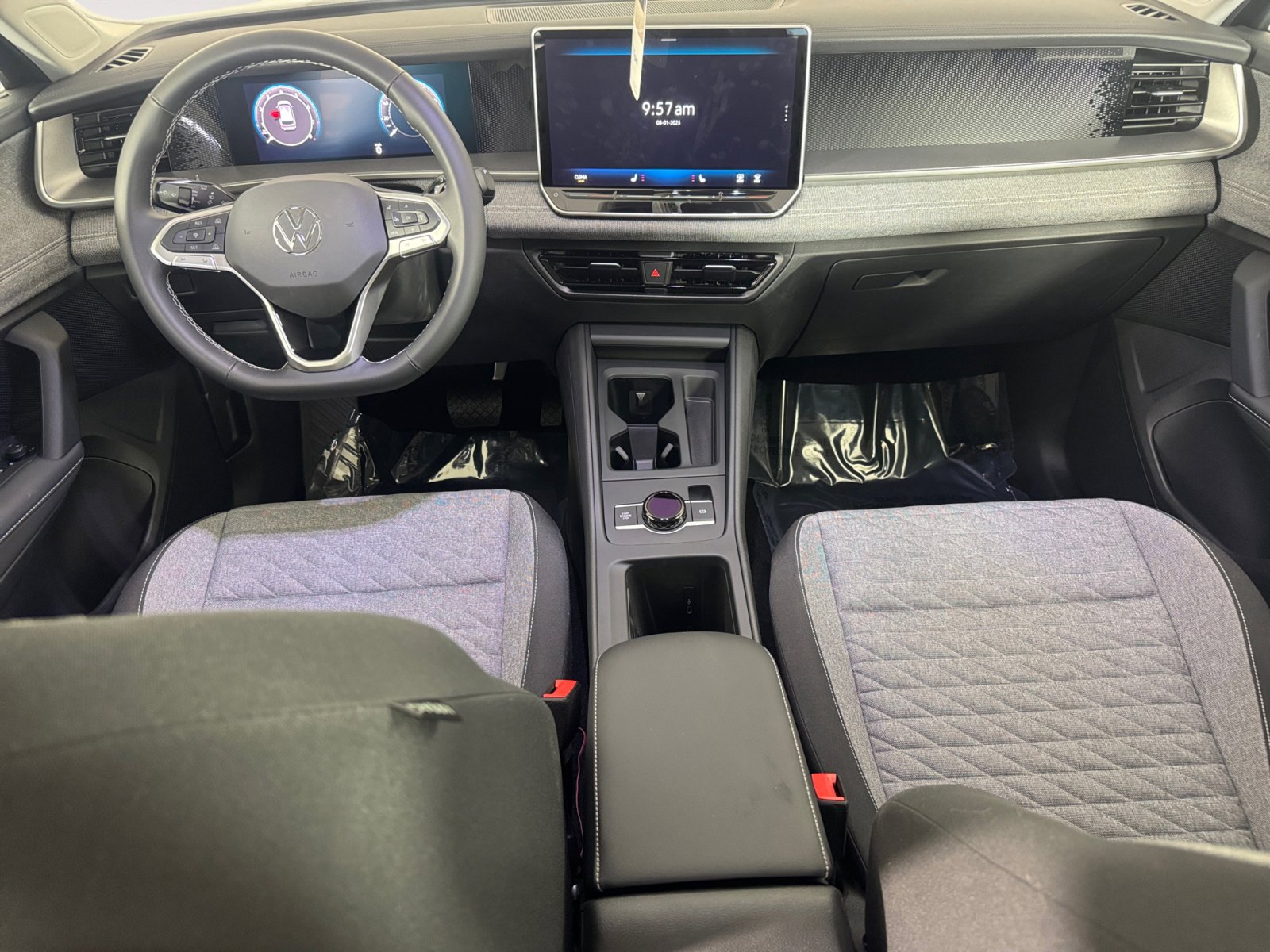 2025 Volkswagen Tiguan S photo 12