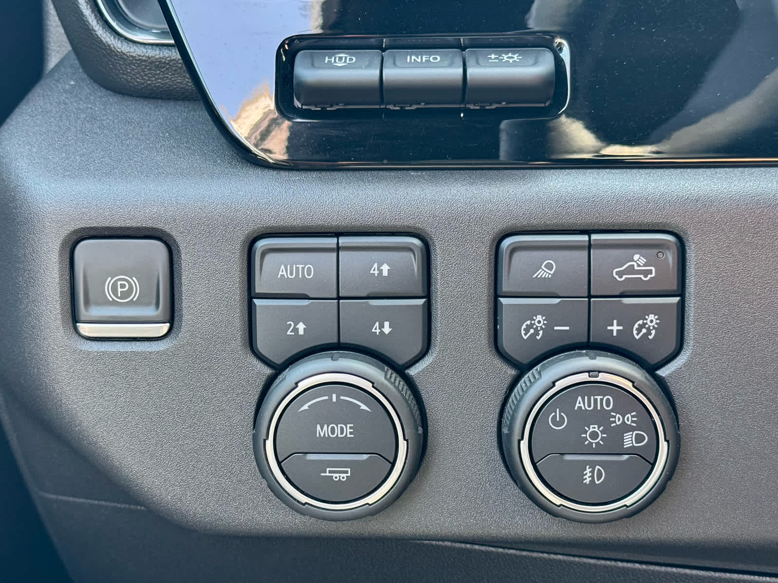 2022 Chevrolet Silverado 1500 ZR2 photo 13