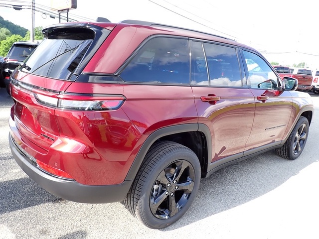 2025 Jeep Grand Cherokee Limited photo 6