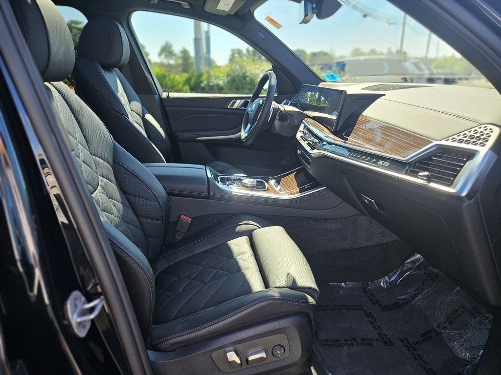 2026 Bmw X5 xDrive50e photo 13