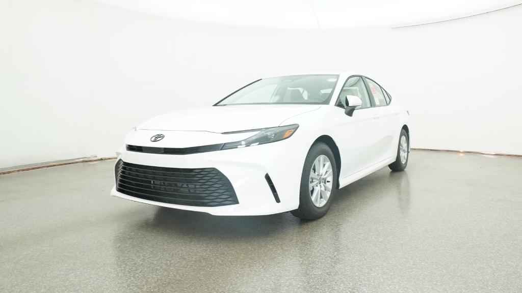 2026 Toyota Camry LE photo 18