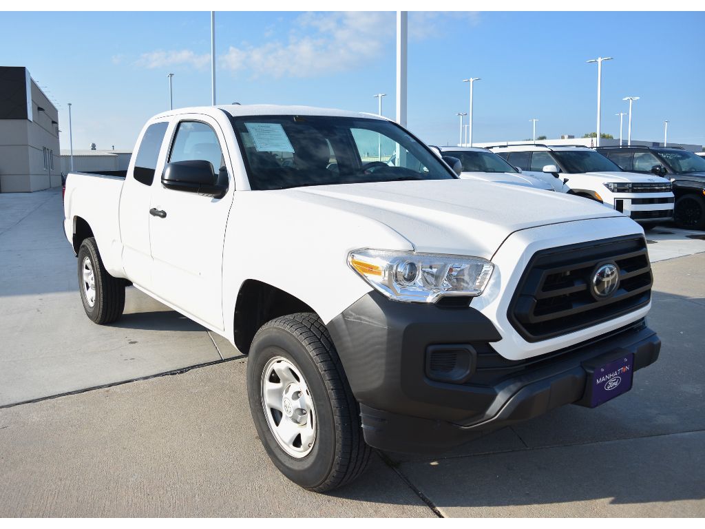 Used 2021 Toyota Tacoma SR with VIN 3TYRX5GN2MT024244 for sale in Kansas City