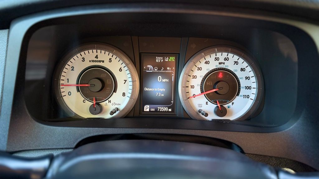 2020 Toyota Sienna SE Premium photo 26