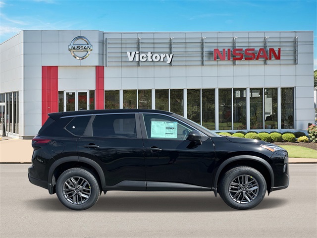 2025 Nissan Rogue S photo 2