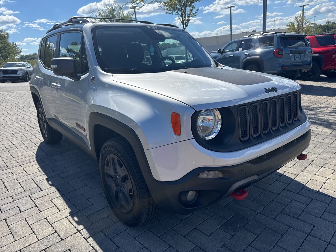 2018 Jeep Renegade Trailhawk photo 6