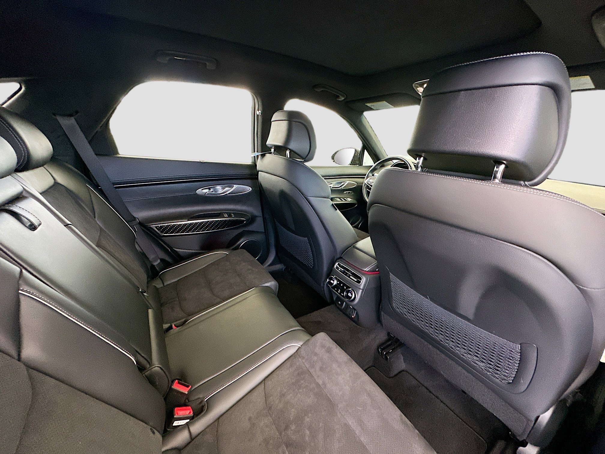 2022 Genesis GV70 3.5T Sport photo 31