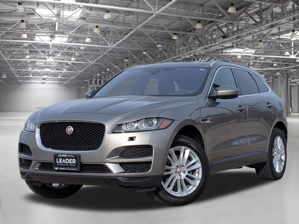 2019 Jaguar F-Pace Prestige's photo