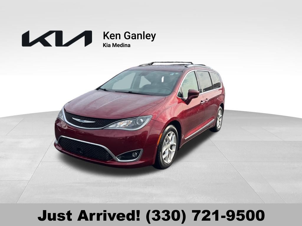 2017 Chrysler Pacifica Touring-L Plus