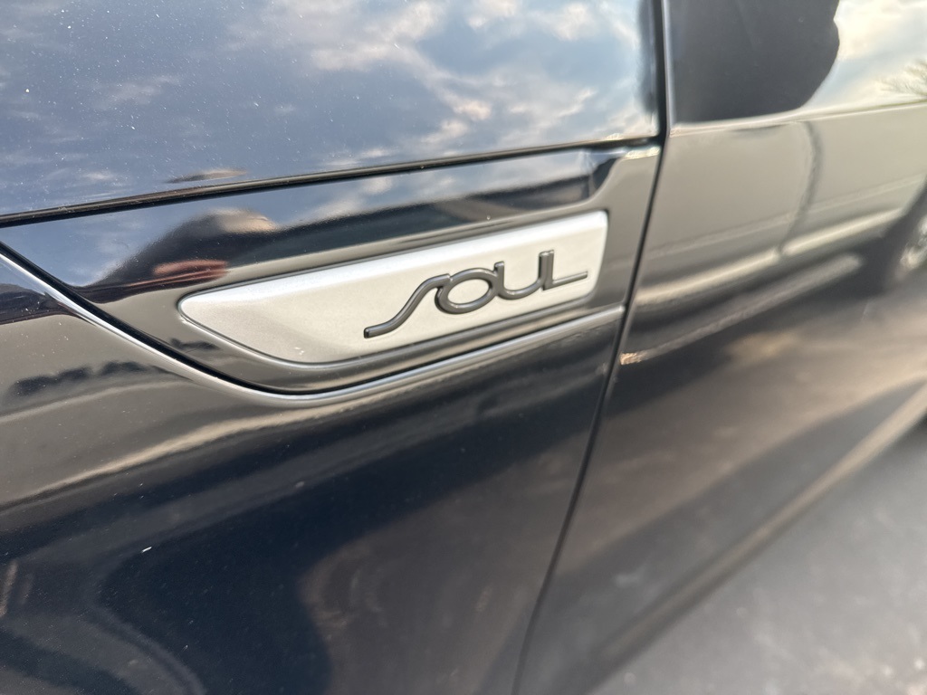 2016 Kia Soul Base photo 15