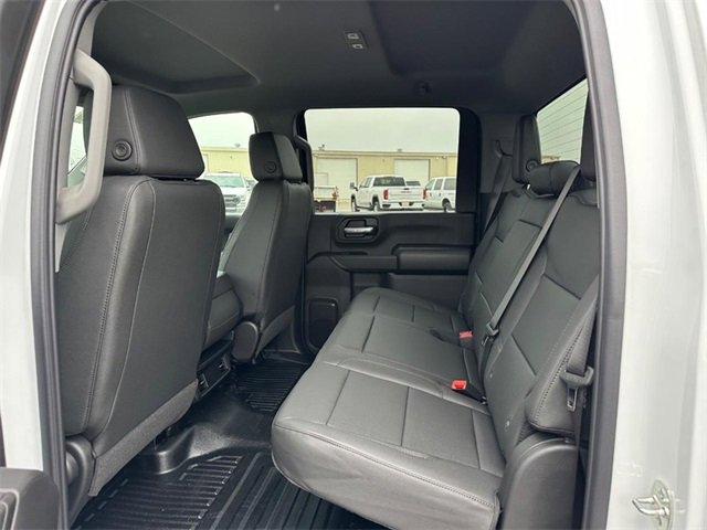 2026 Chevrolet Silverado 2500HD photo 4