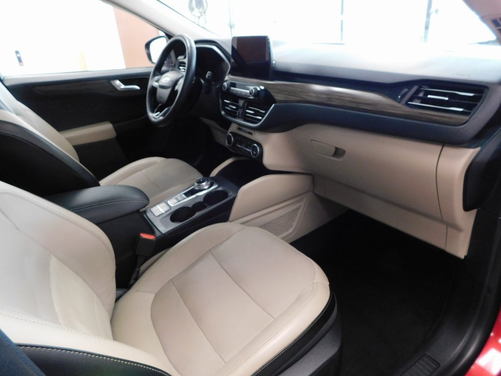 2020 Ford Escape Titanium photo 55