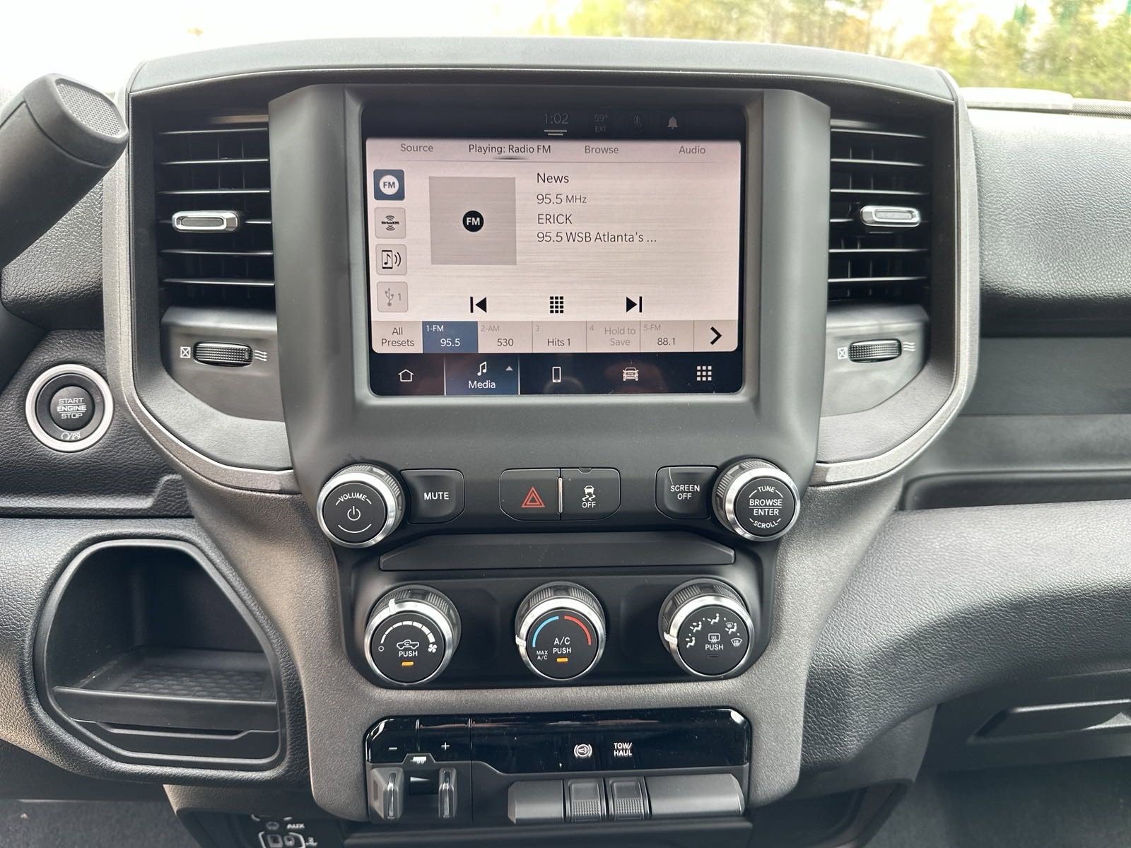 2024 Ram 2500 photo 27