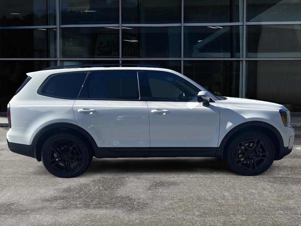 2025 Kia Telluride SX Prestige X-Line photo 2
