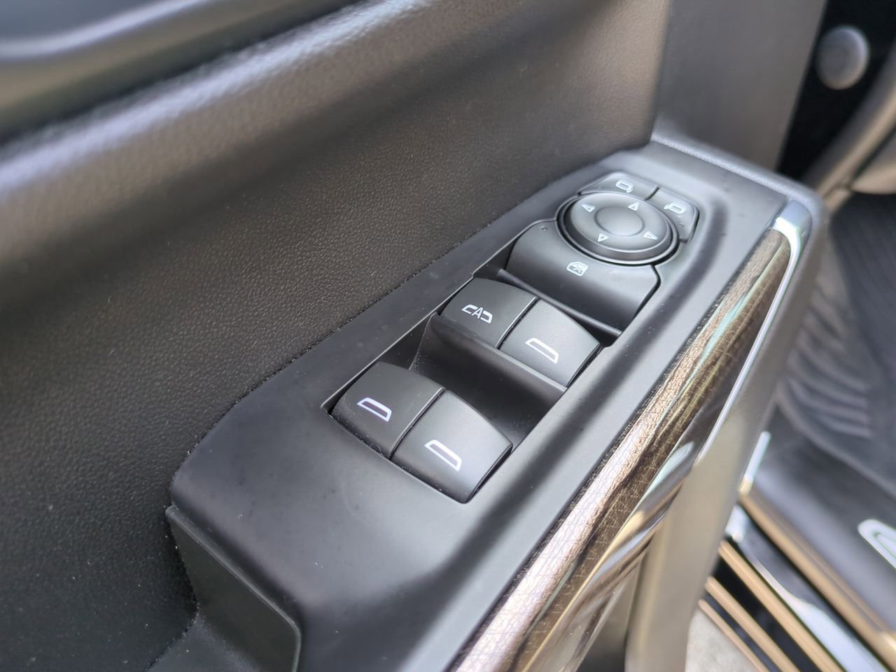 2021 Chevrolet Silverado 1500 LT Trail Boss photo 19